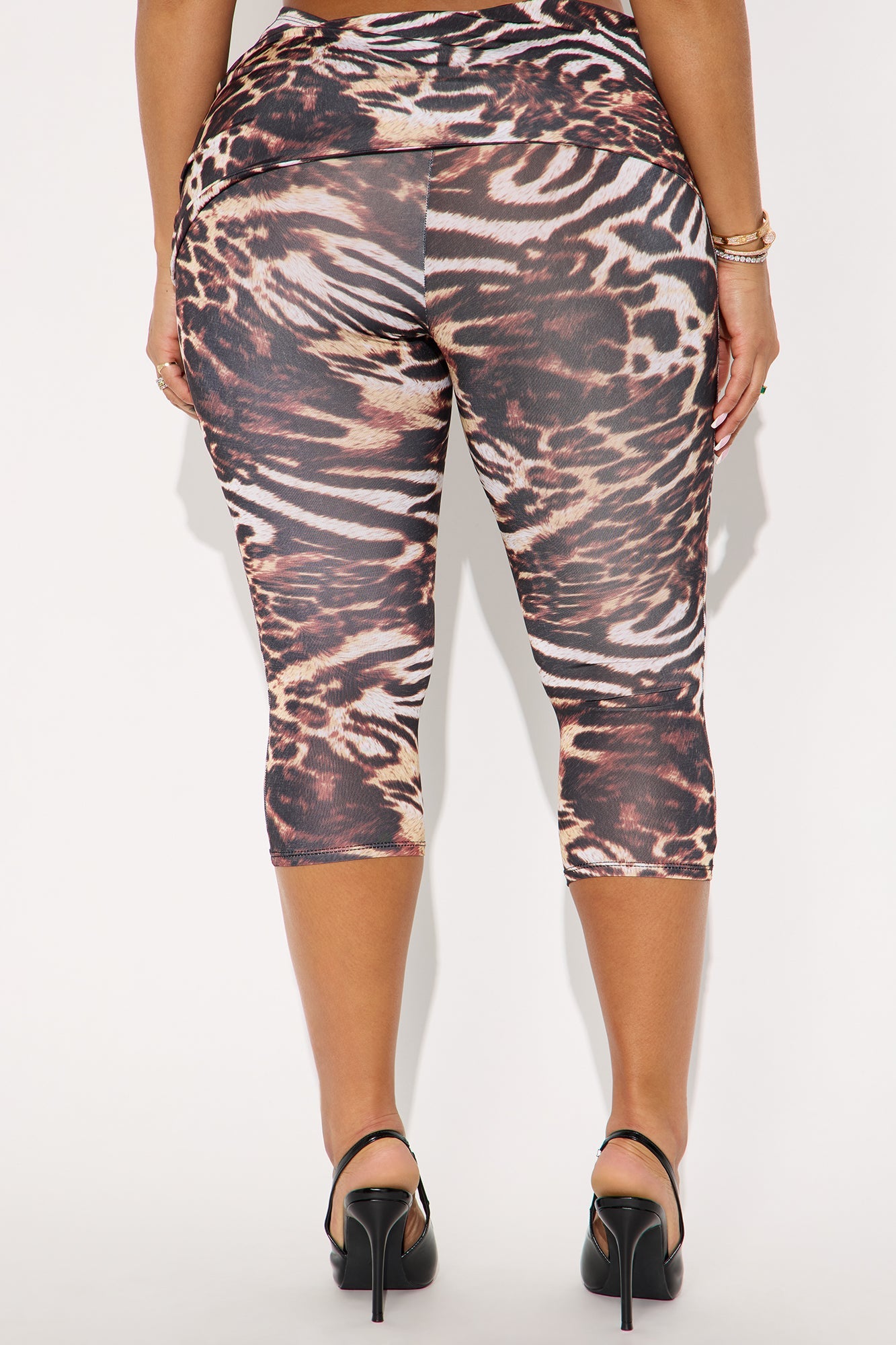 Wildly Seductive Leopard Capri Legging - Taupe/combo