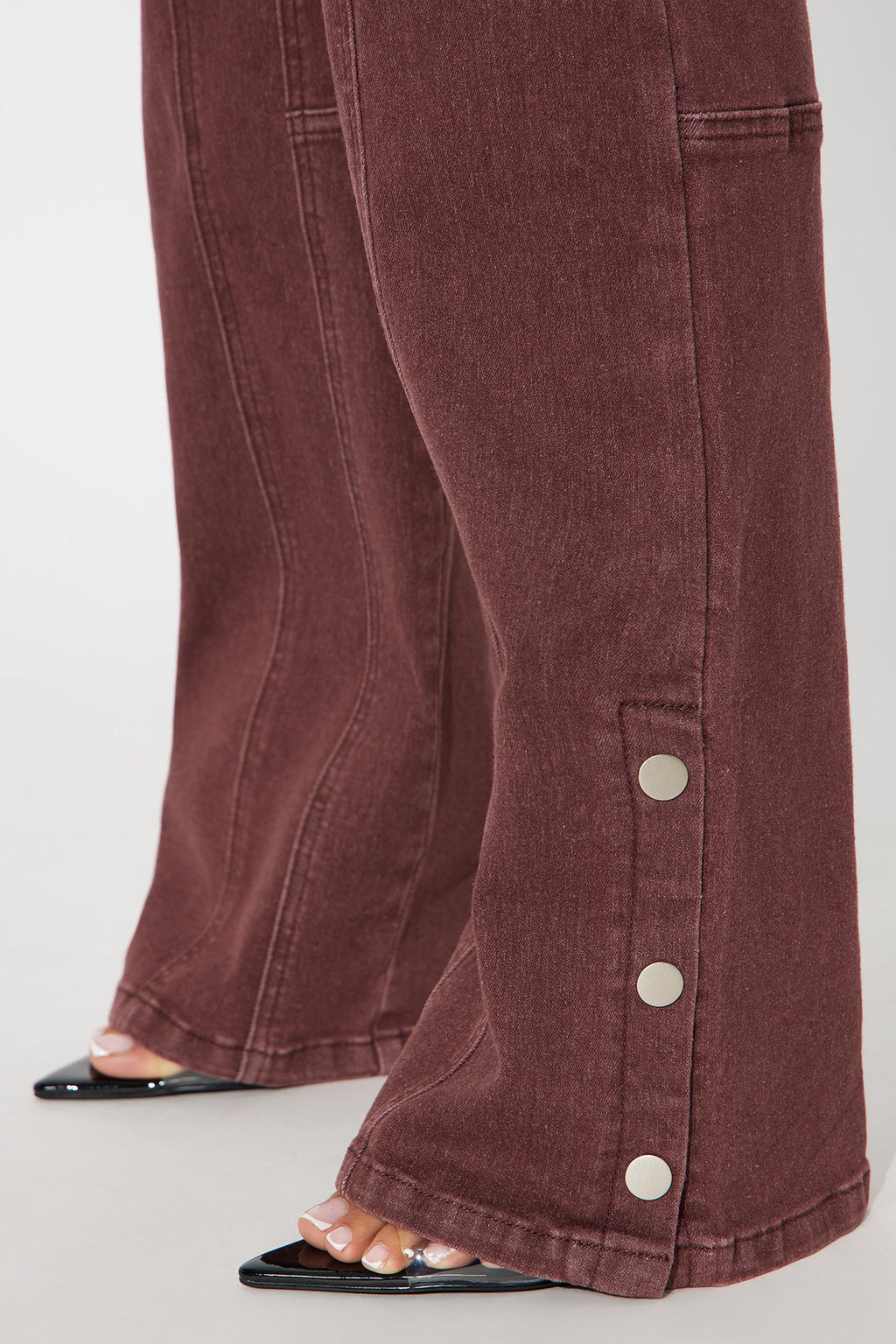 Chasin' You Mineral Wash Pant - Burgundy 