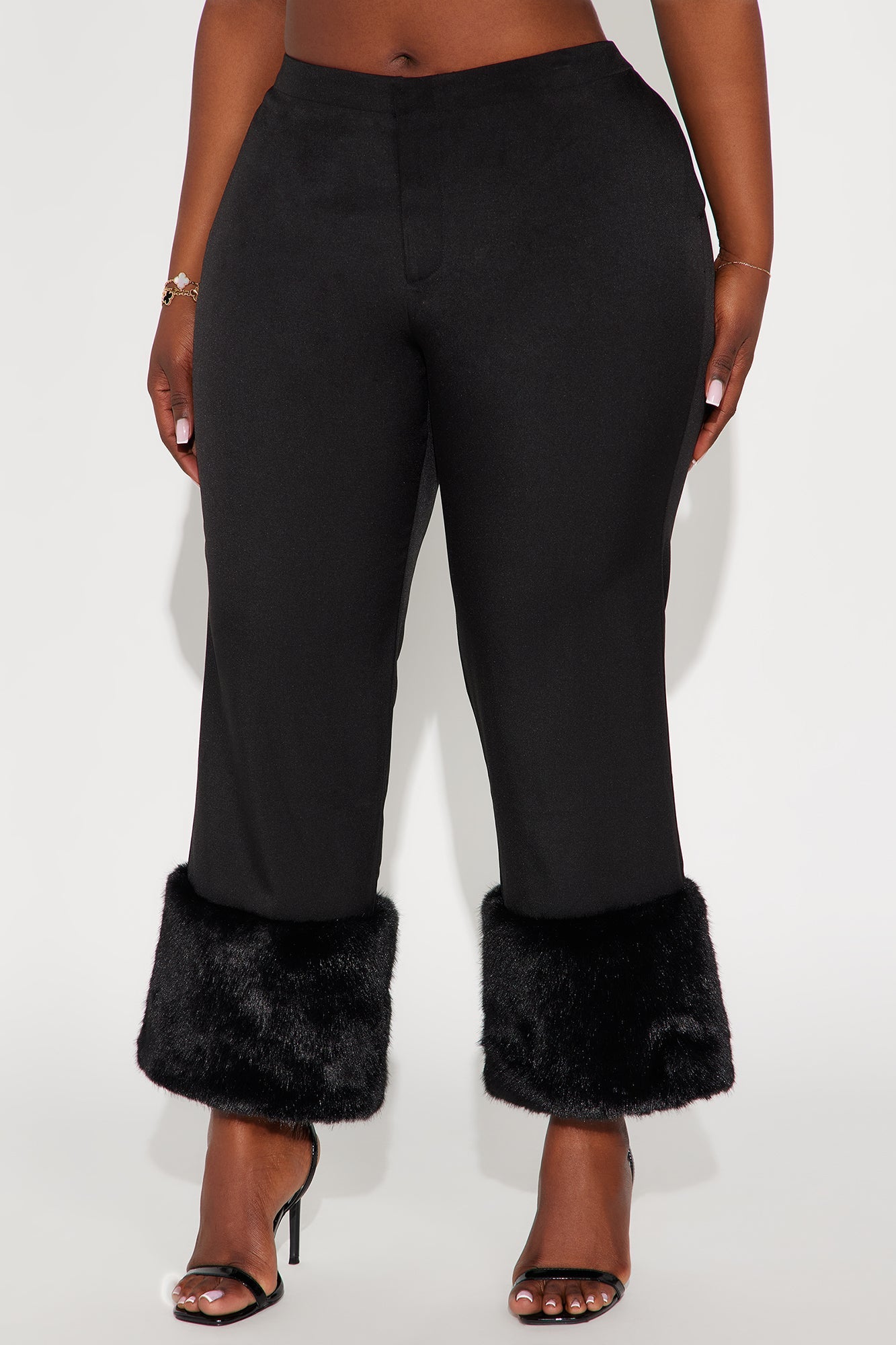 Set The Mood Fur Trim Capri Pant 26.5″ - Black