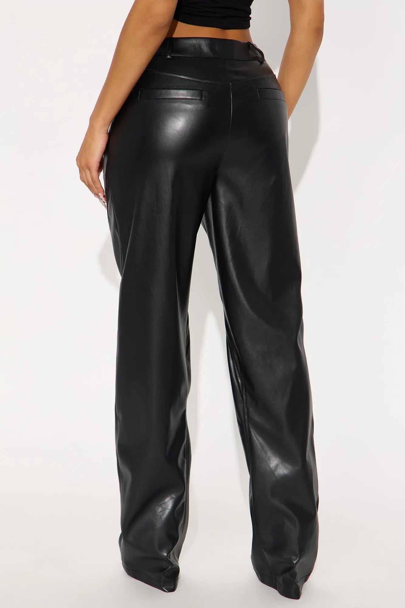 Carmen Faux Leather Straight Leg Pant 33 - Black 