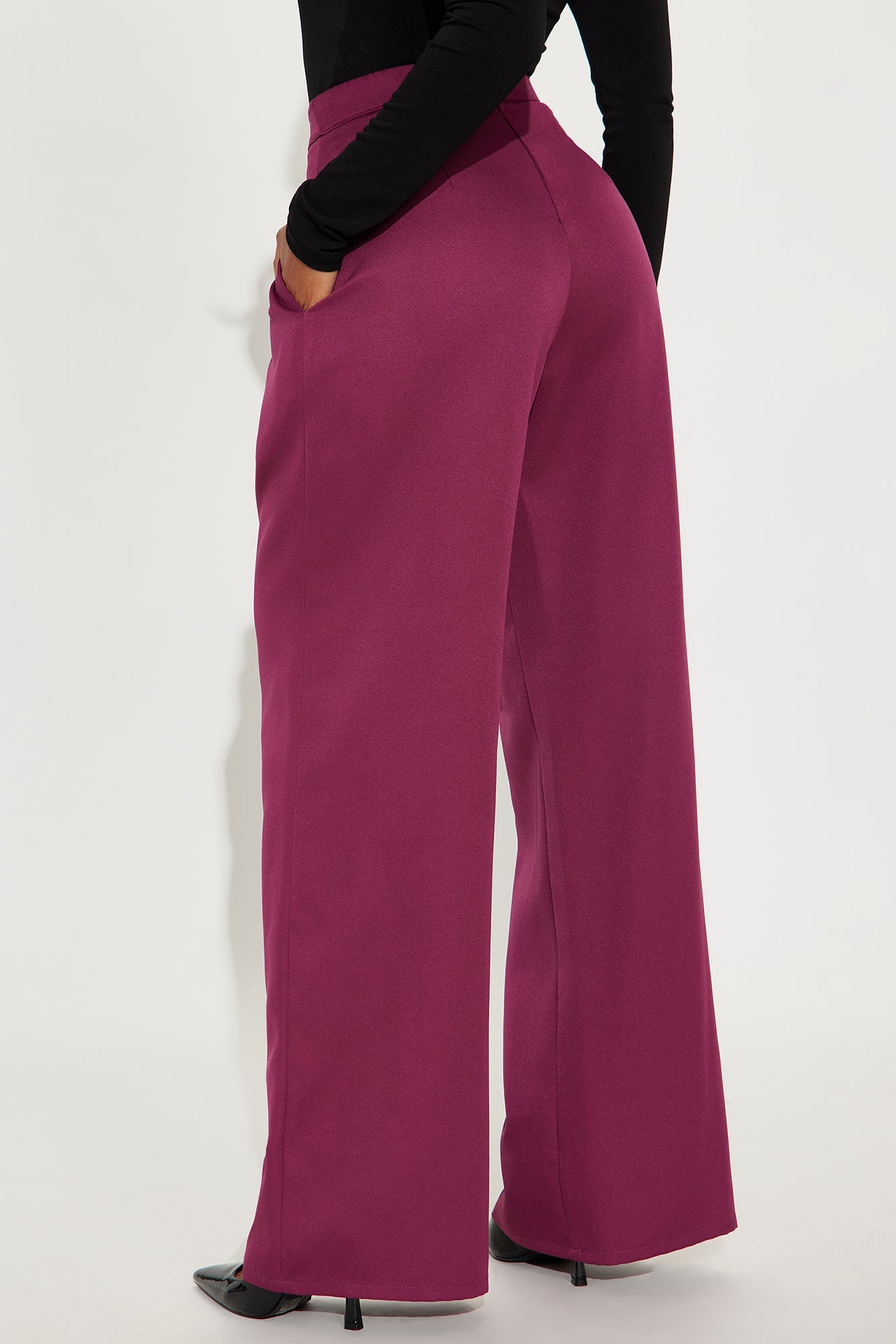 Rumor Has It Crepe Woven Wide Leg Pant 32 - Raspberry