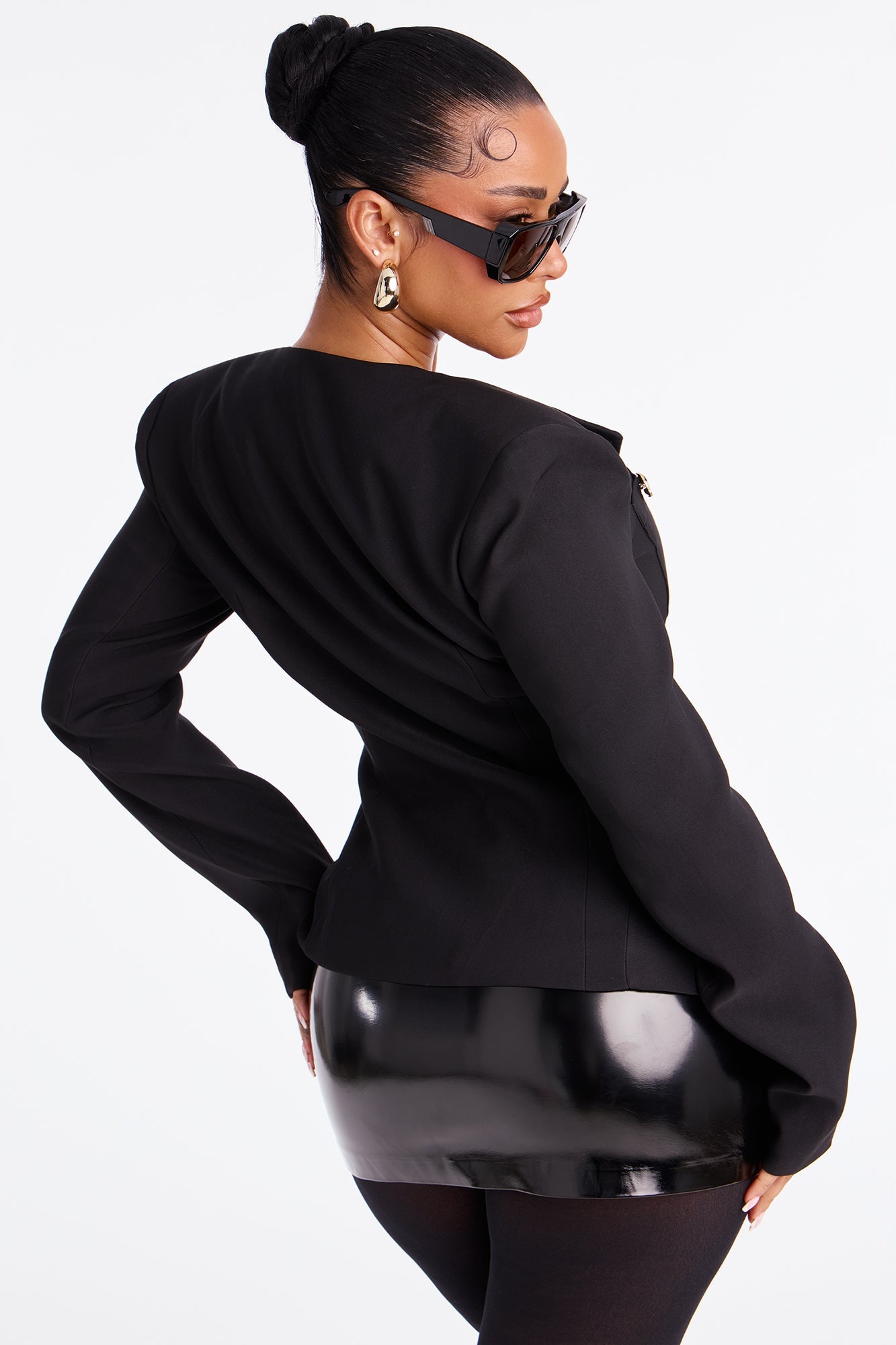 Full Control Crepe Woven Fitted Blazer - Black