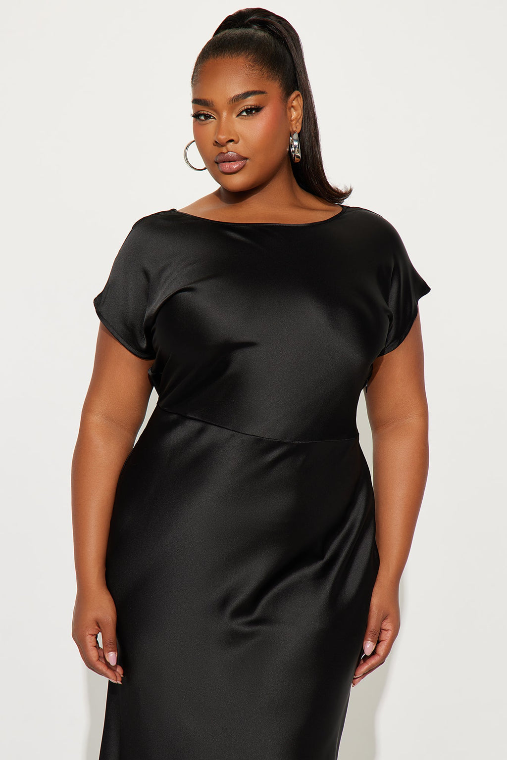 Gleaming Beauty Backless Maxi Gown - Black