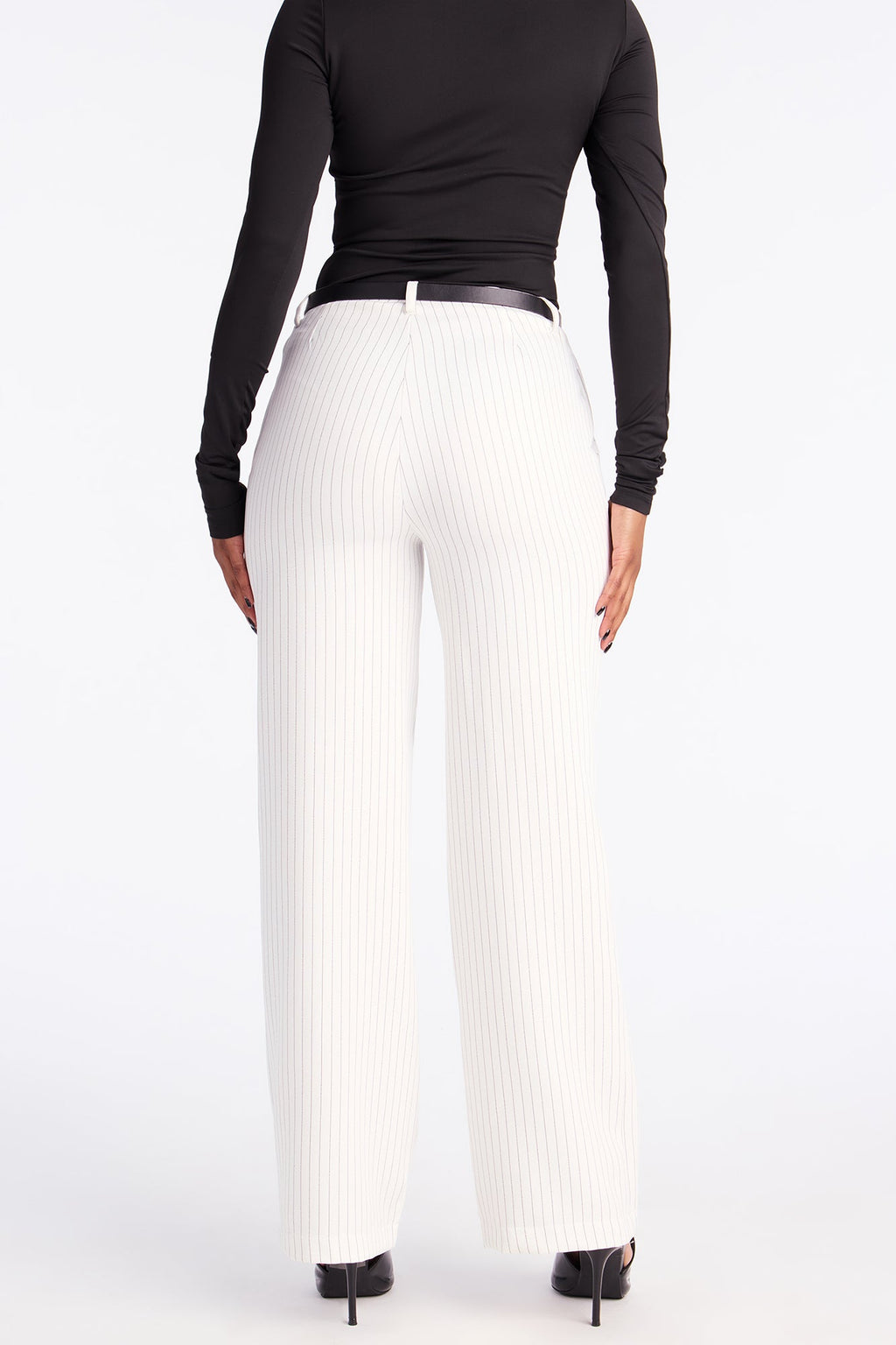 Make A Statement Belted Pinstripe Trouser Pant 31.5 - Off White