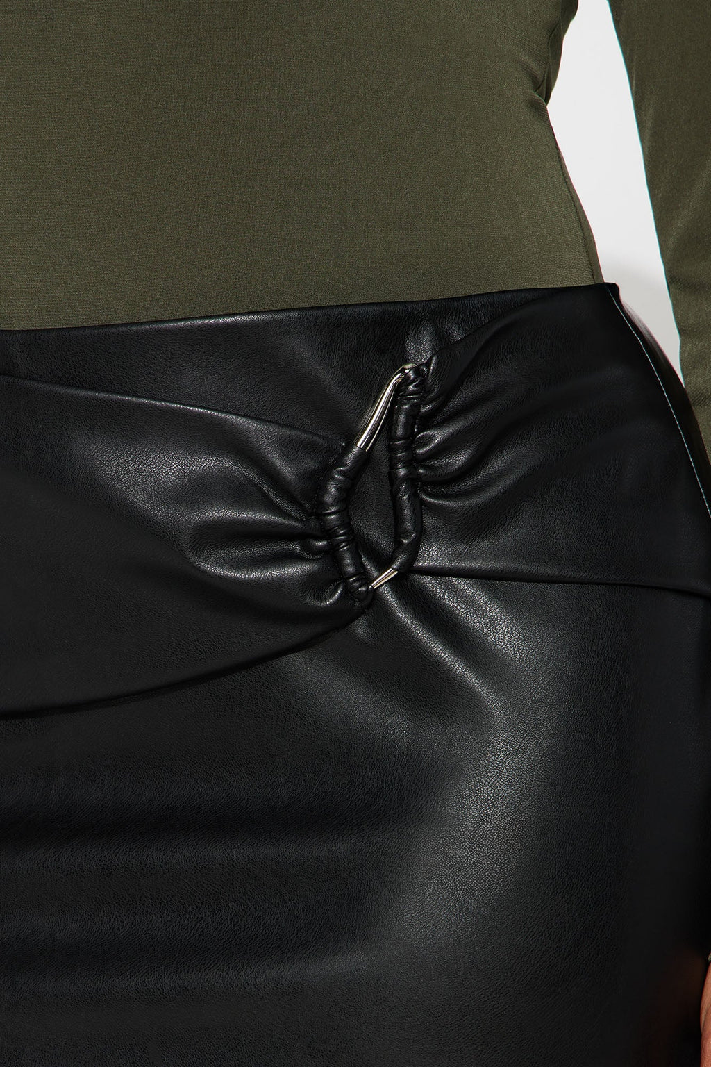 GNO Vibes Hardware Faux Leather Micro Mini Skort - Black 