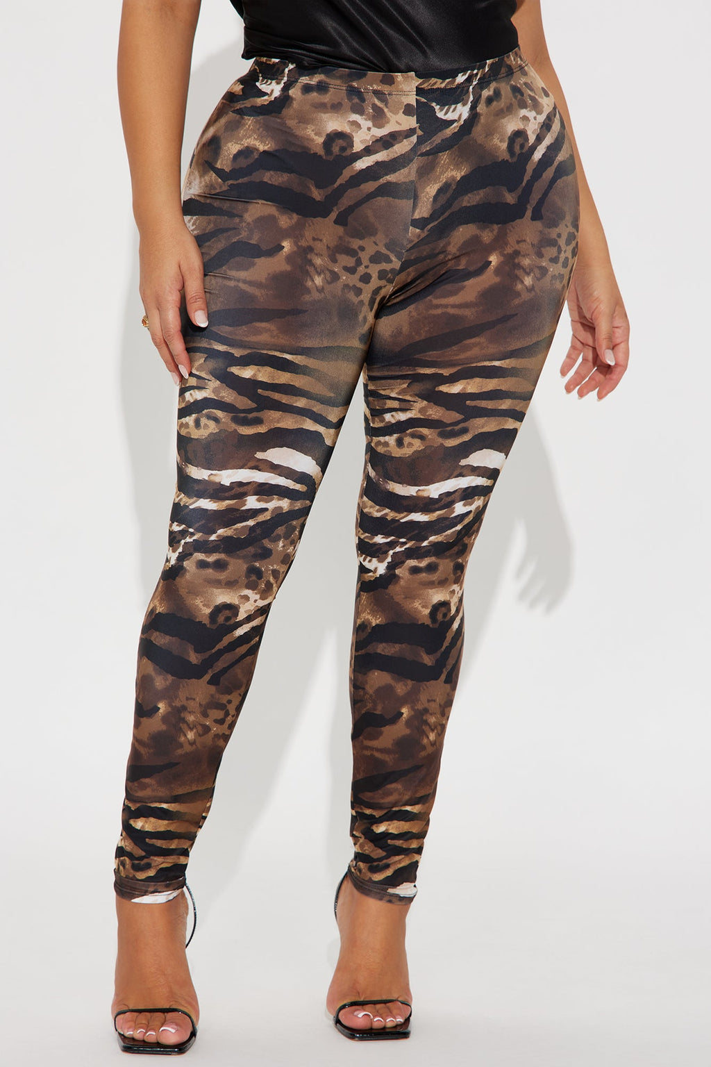 Emmy Animal Print Mid Rise Capri Legging - Brown/combo