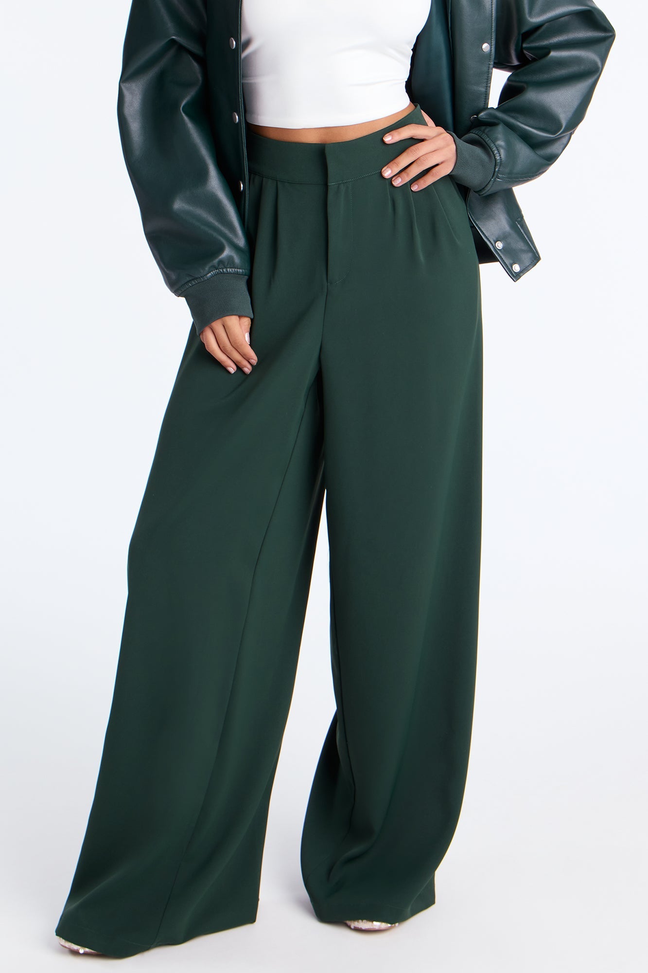 Candice Pleated Wide Leg Trouser Pant 33″ - Hunter