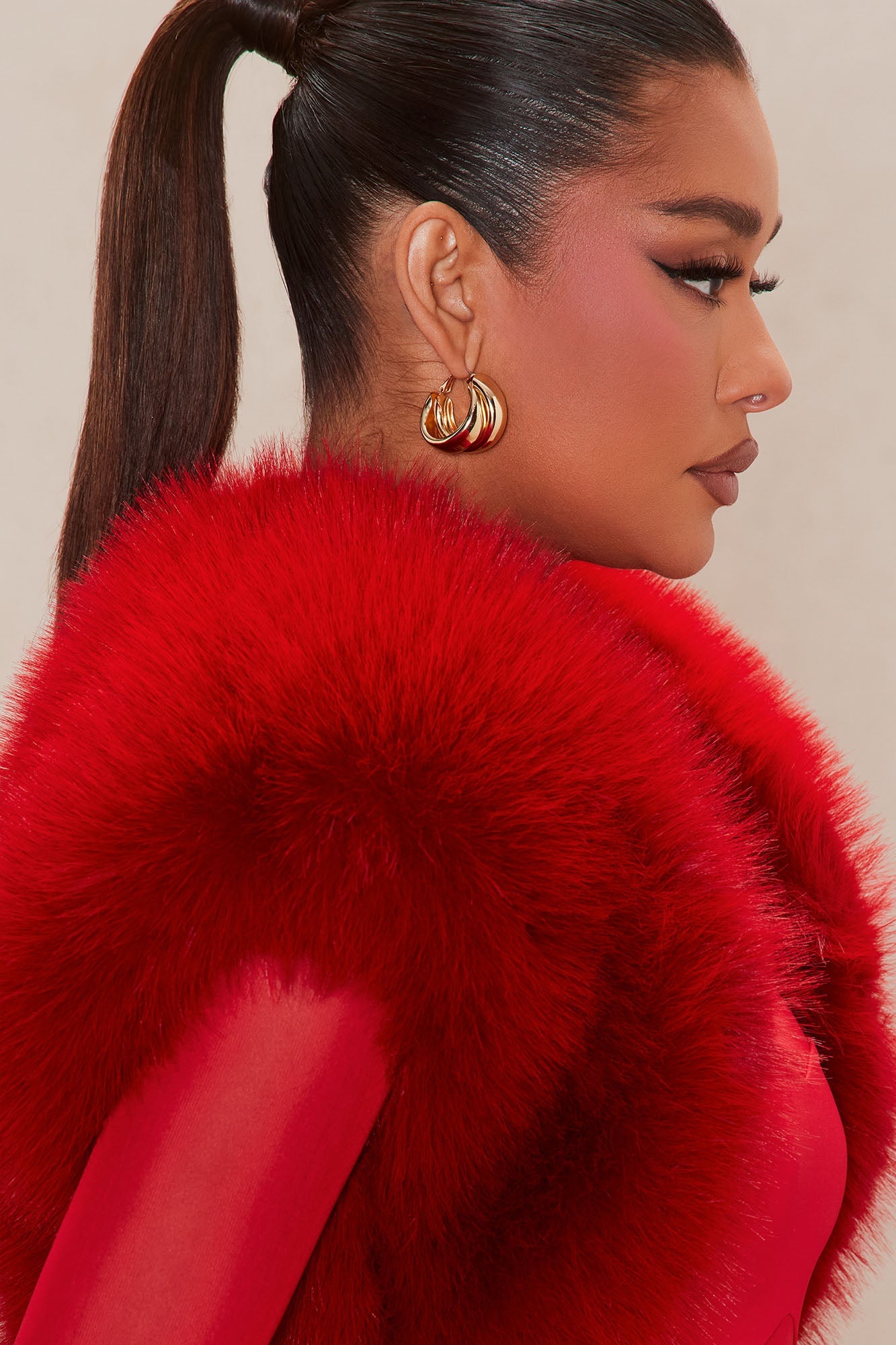Raya Faux Fur Shrug - Red