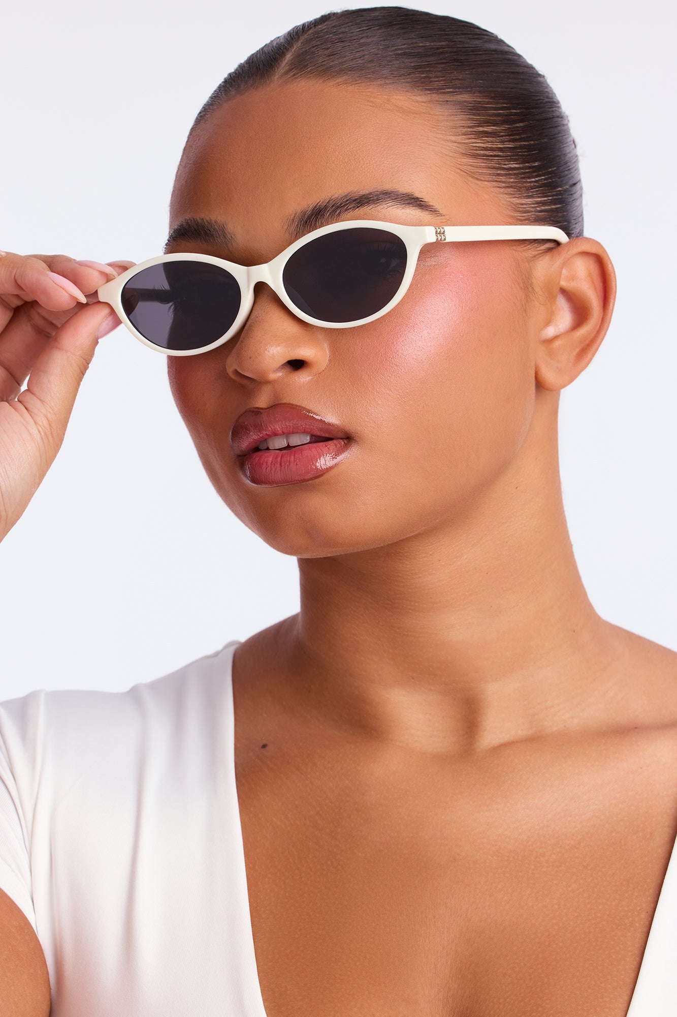 Wine Down Sunglasses - White