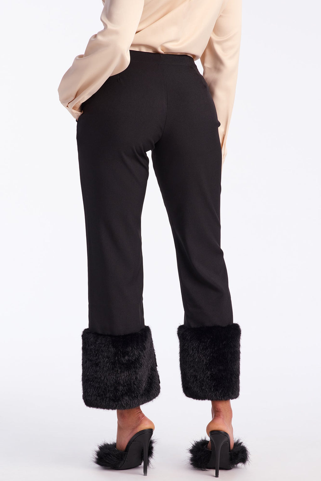 Set The Mood Fur Trim Capri Pant 26.5″ - Black