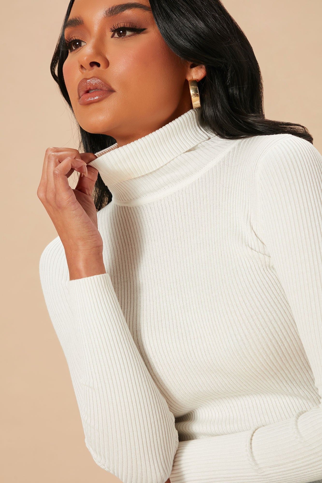 Tara Turtle Neck Sweater - Ivory