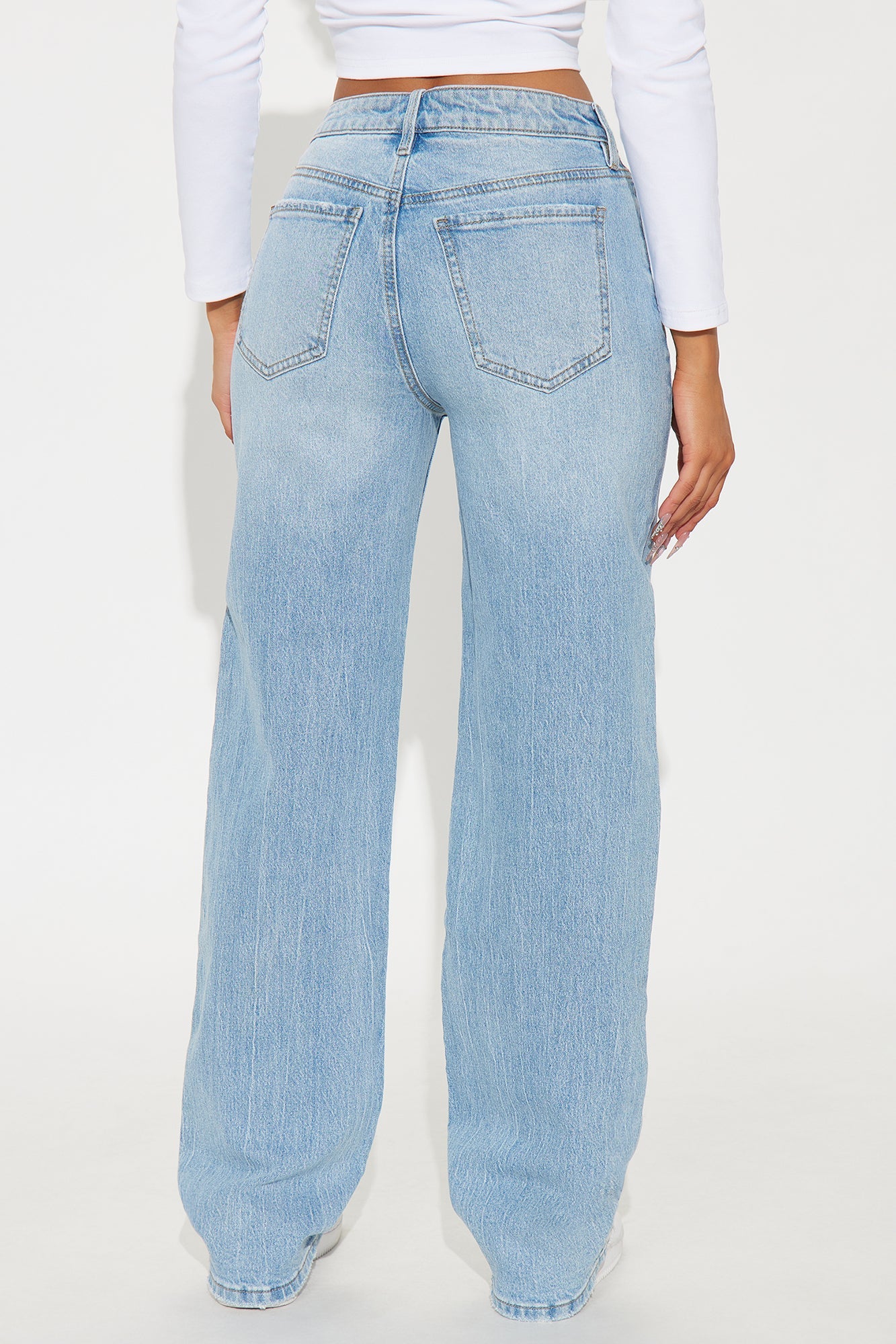 90s Classic Vintage Straight Leg Jeans - Light Wash