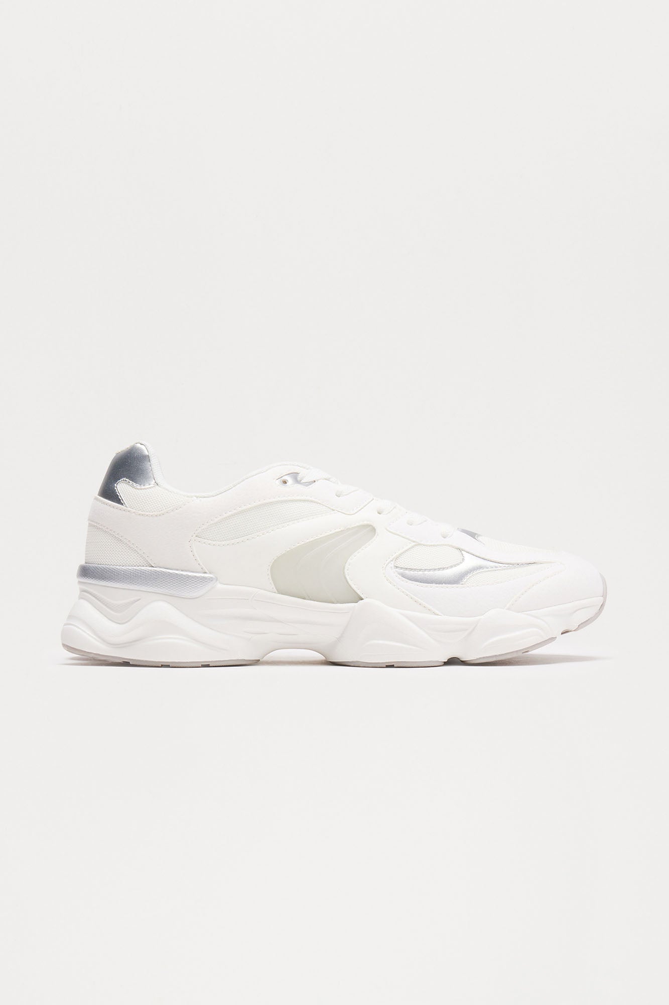 On The Run Sneakers - White