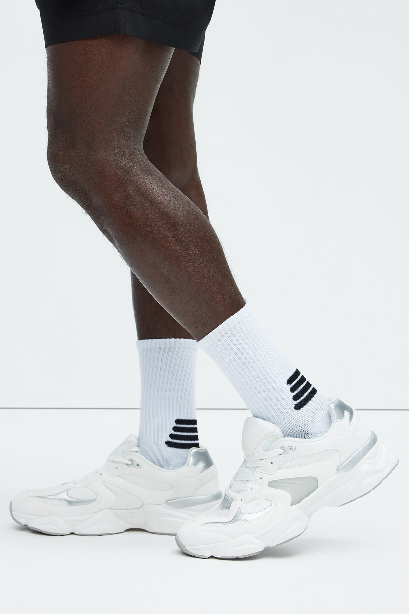 On The Run Sneakers - White