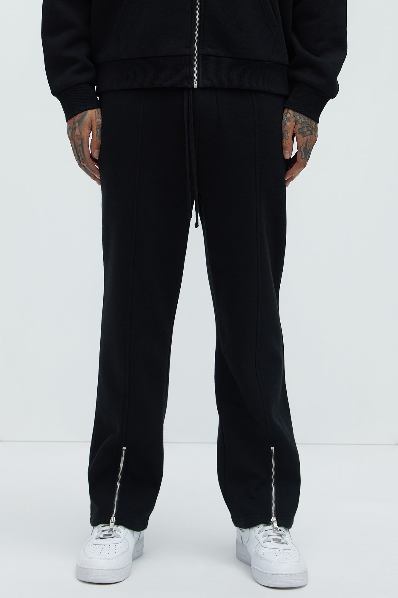 Tyson Elm Zip Hem Straight Sweatpants - Black