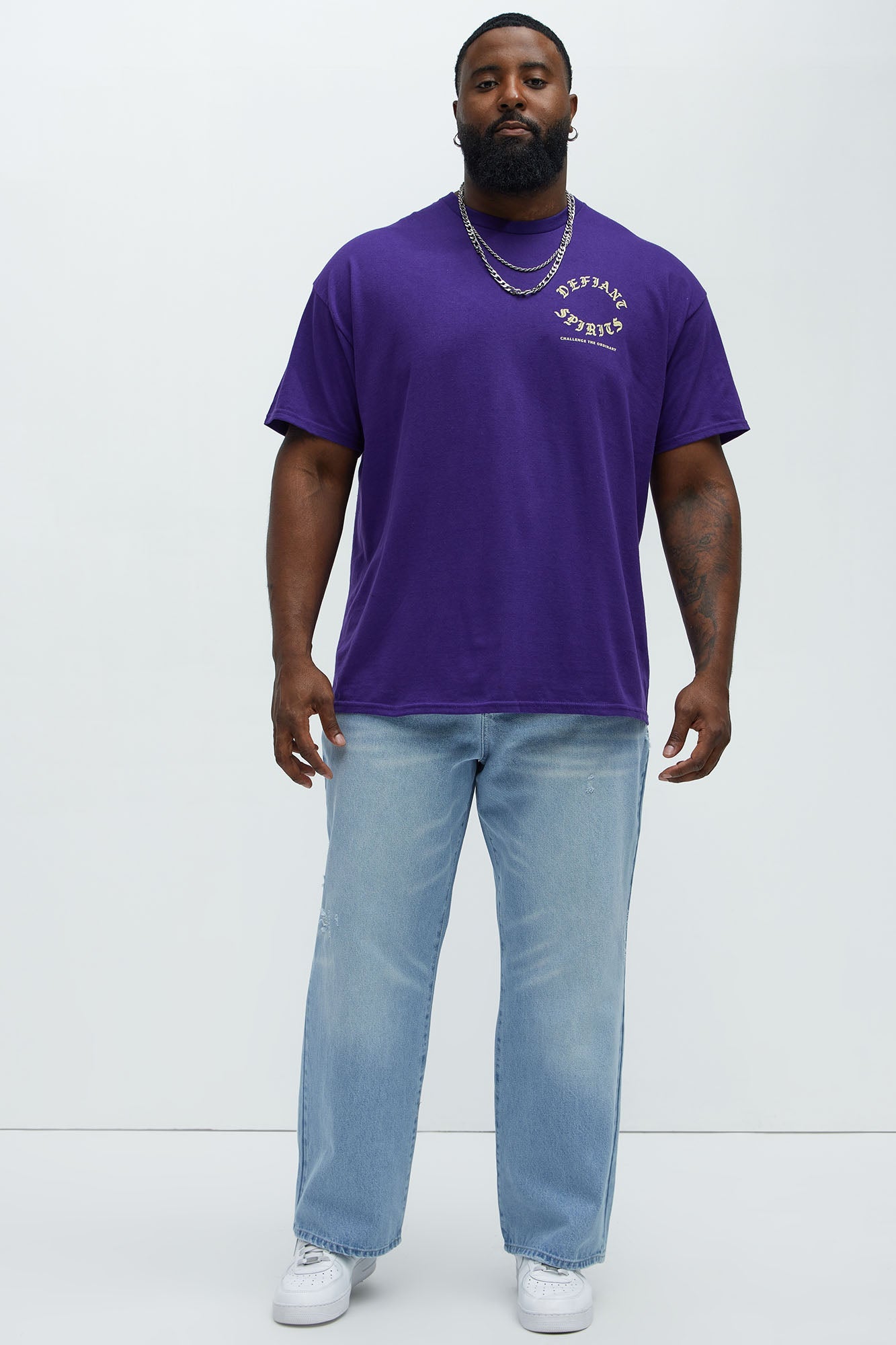 Classic Straight Fit Jeans - Light Wash
