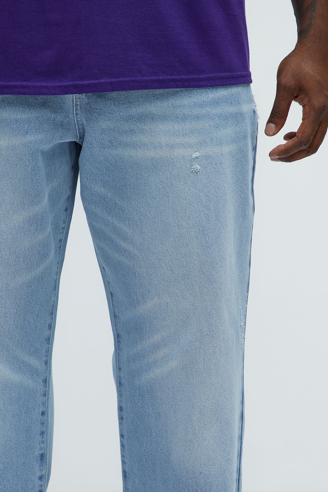 Classic Straight Fit Jeans - Light Wash