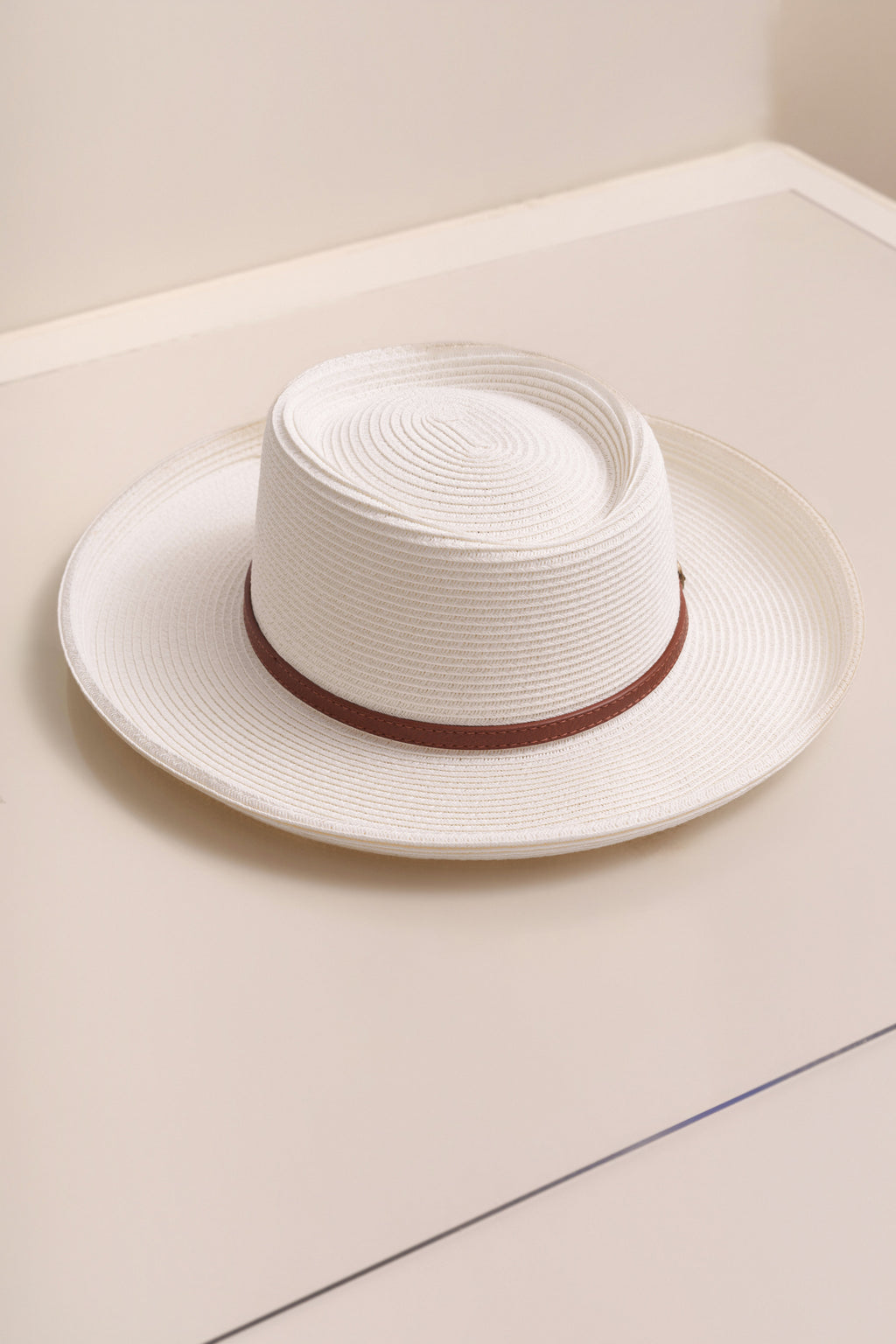 White Sunrise Dunes Hat