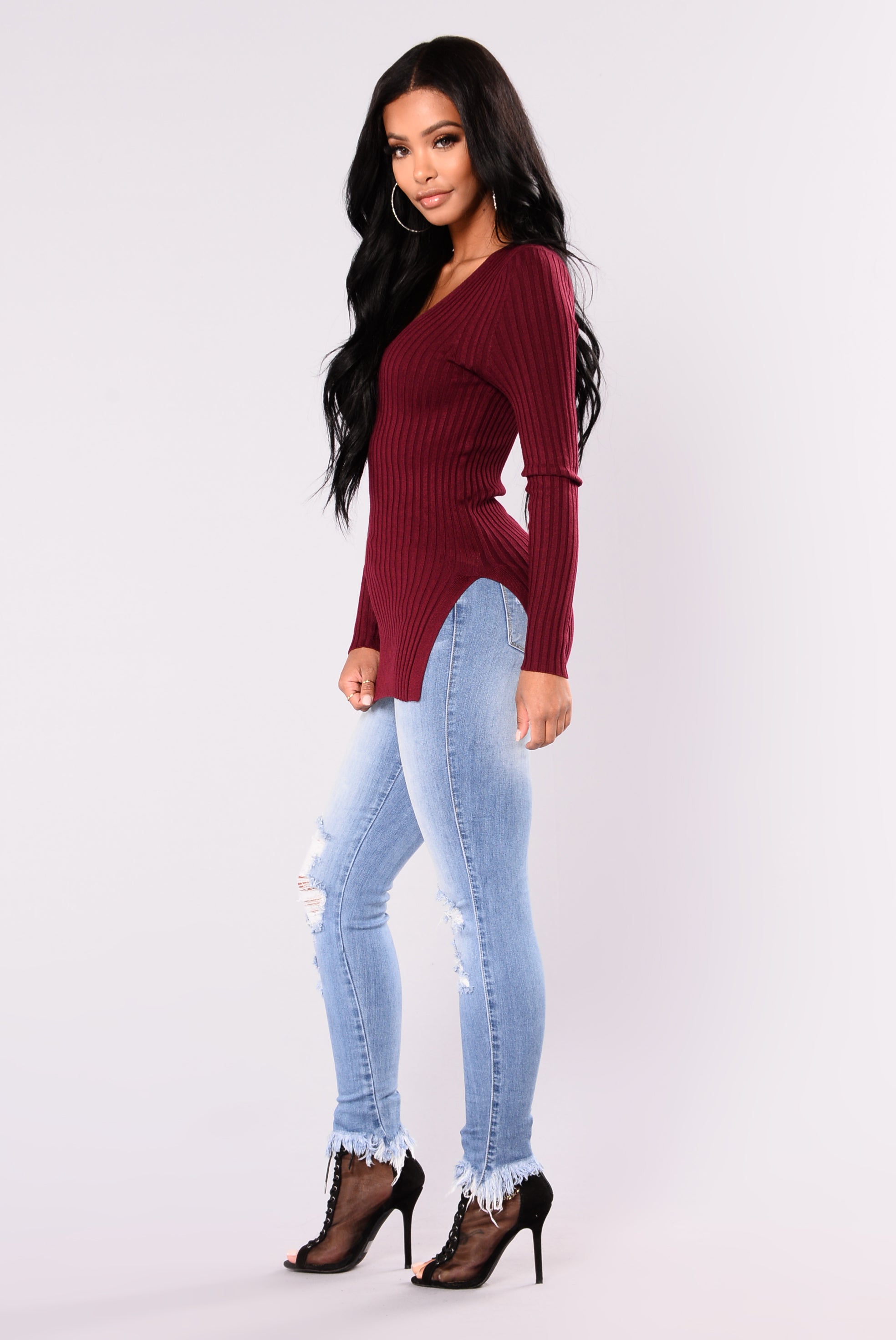 Giving Me The Feels Sweater - Burgundy