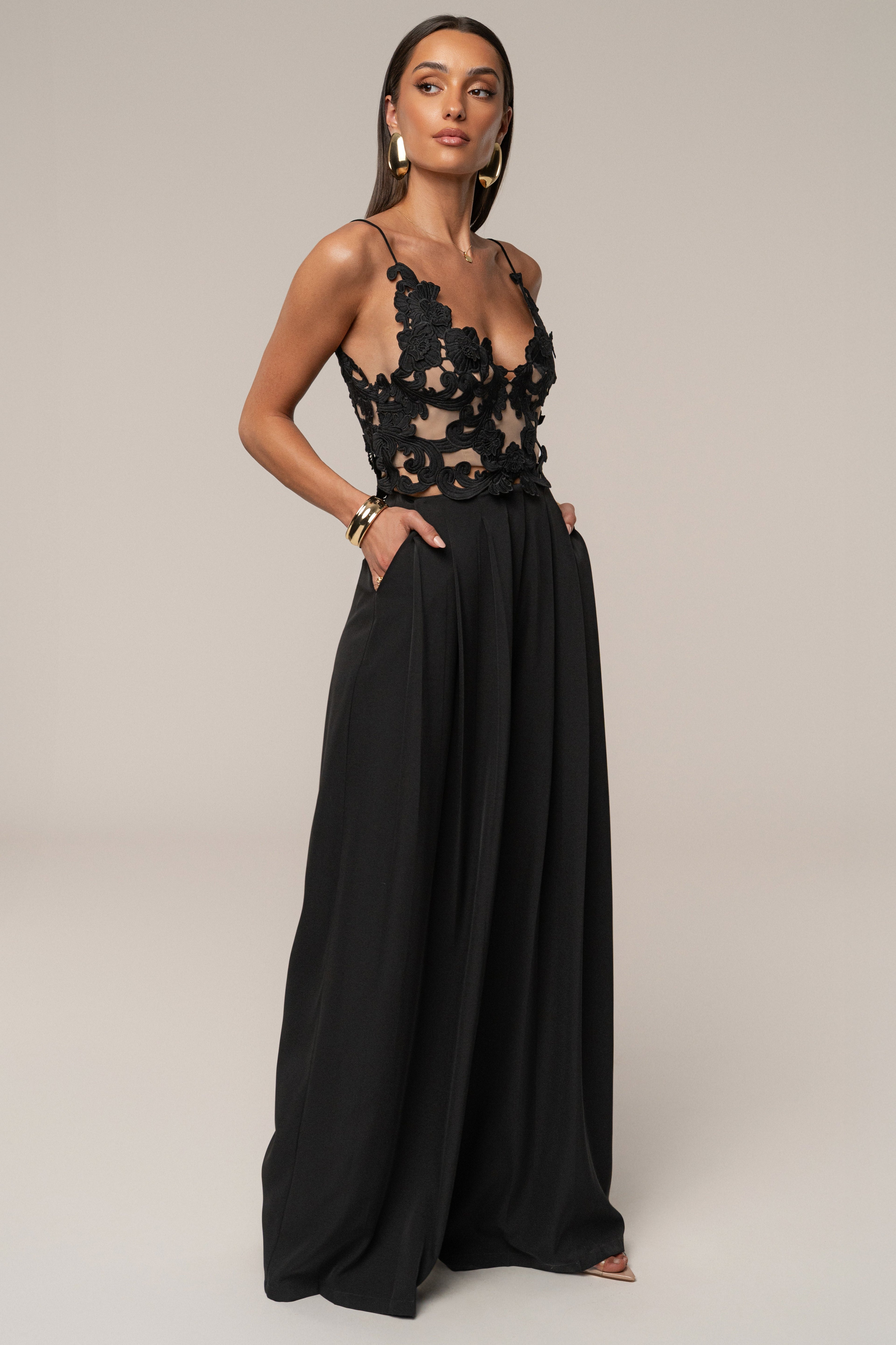 Black Anahi Embroidered Top