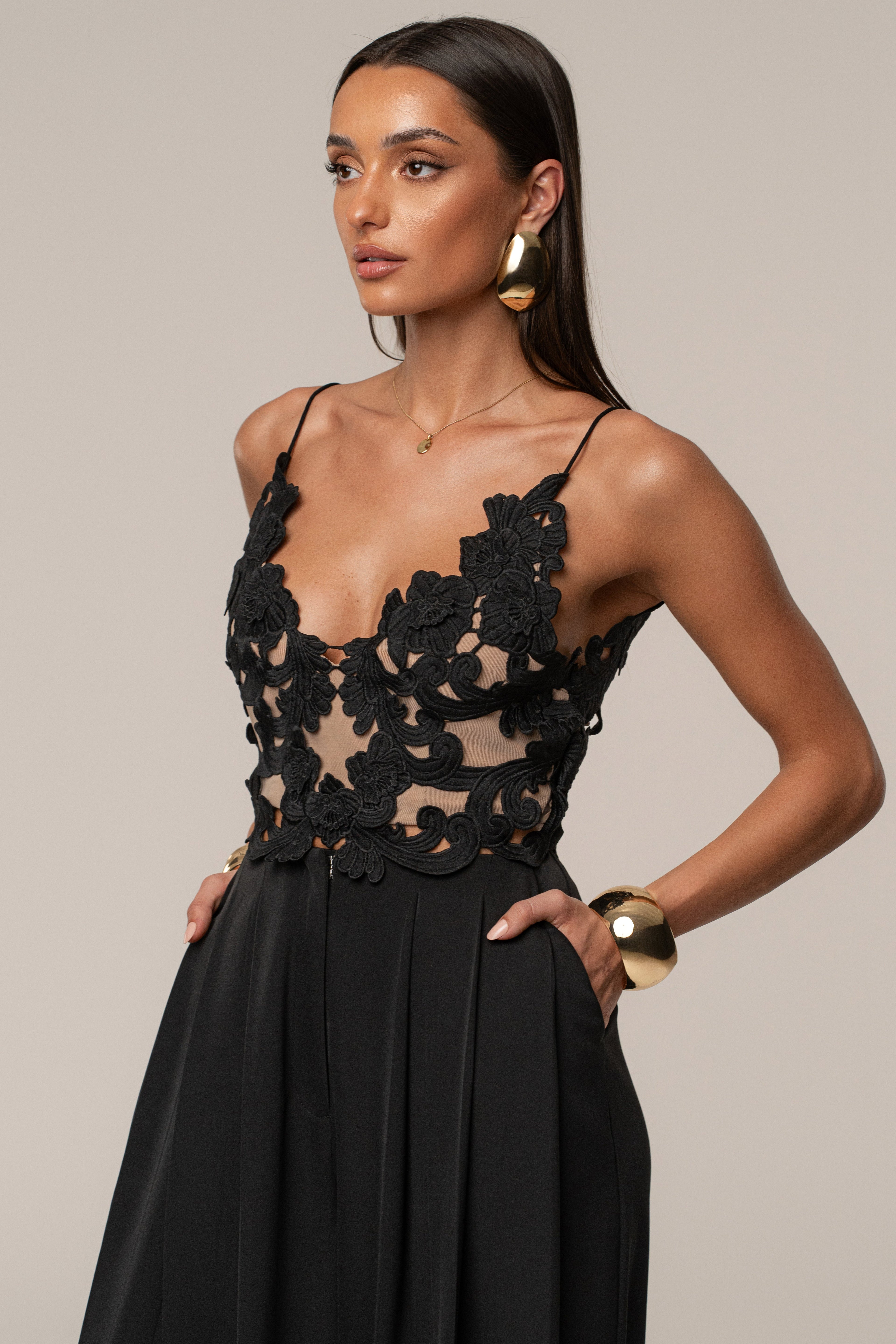 Black Anahi Embroidered Top