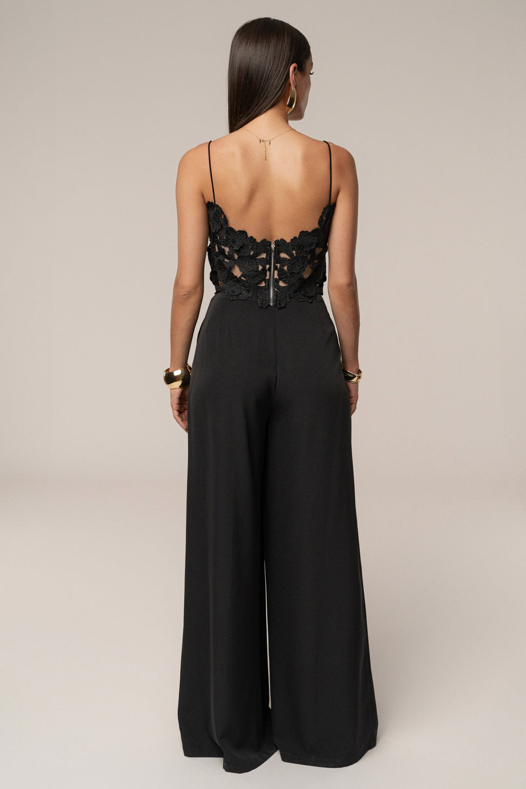 Black Anahi Embroidered Top