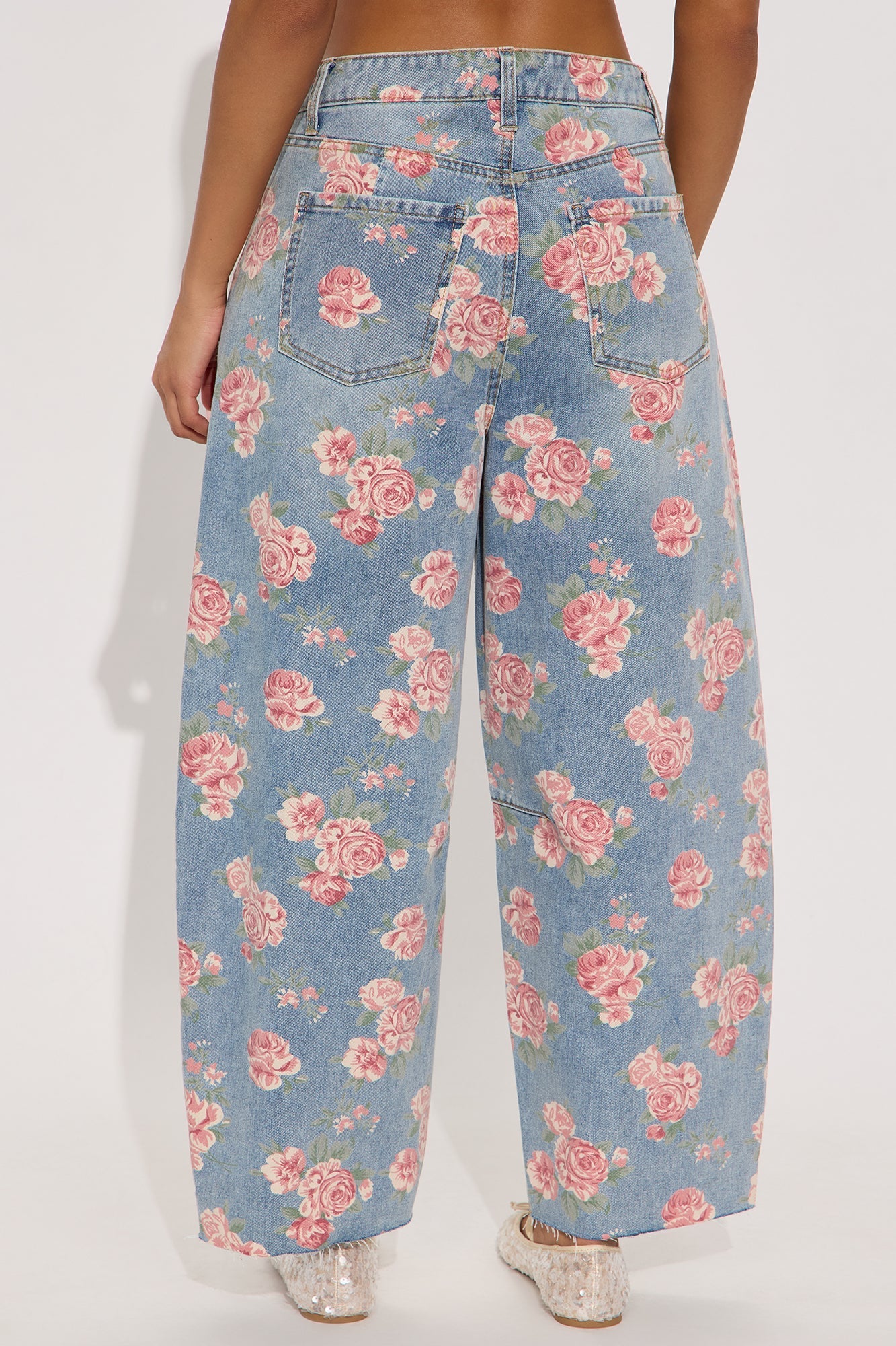 Let It Grow Barrel Leg Jean - Light Wash