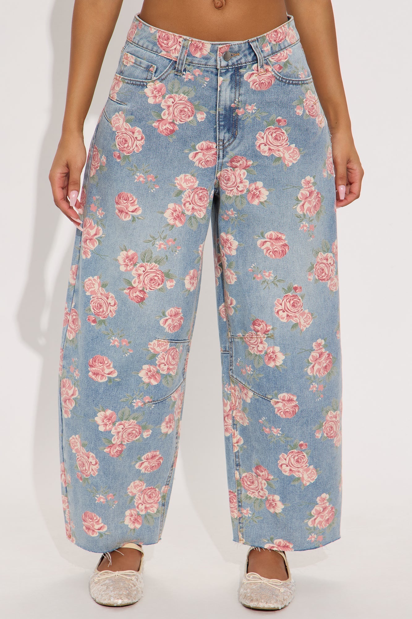 Let It Grow Barrel Leg Jean - Light Wash
